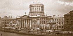 four-courts-dublin